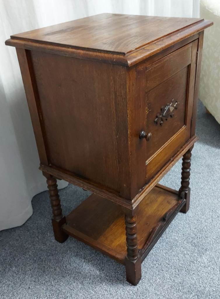 Antique Victorian Bedside Cabint
