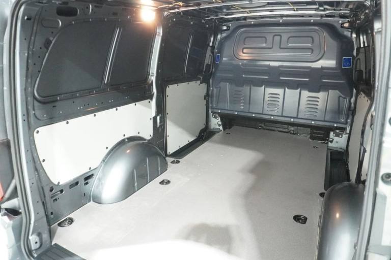 2021 Mercedes-Benz Vito 2.0 114 CDI Premium Panel Van 5dr Diesel G-Tronic RWD L2 Euro 6 (s/s) (LW...