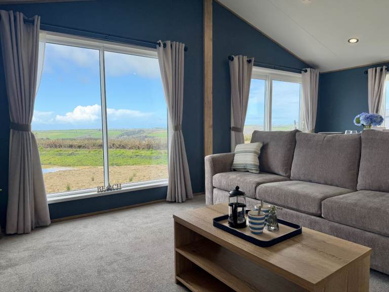 BRAND NEW LUXURY LODGE For Sale in Beautiful Cornwall!