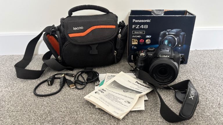 Panasonic Lumix DMC-FZ48 Camera – Boxed with Accessories – Excellent Condition