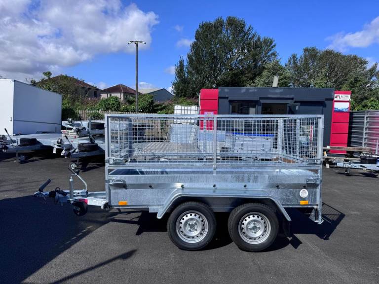 BRAND NEW 8,2FT X 4,3FT TWIN AXLE HEAVY DUTY TRAILER WITH 60CM MESH 1300KG BRAKED