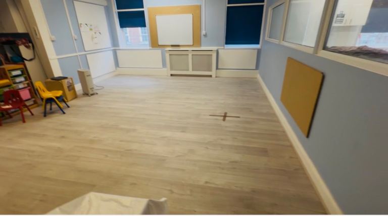 FORMER NURSERY IN HACKNEY WITH LARGE ROOMS FOR HALLS, TRAINING CLASSES, CHURCH, MEETINGS