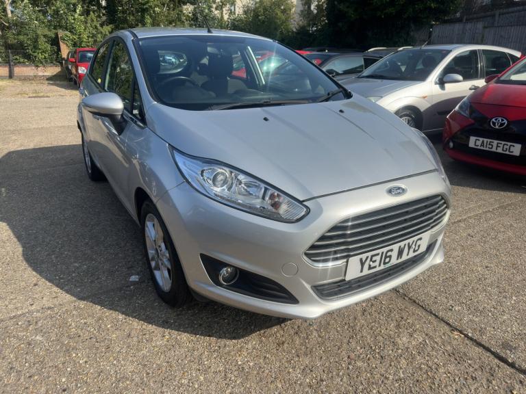 FORD FIESTA 1.3 Zetec 2016