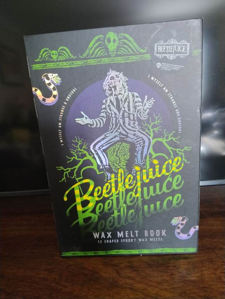 NEW - Beetlejuice Halloween 12 pack of wax melts