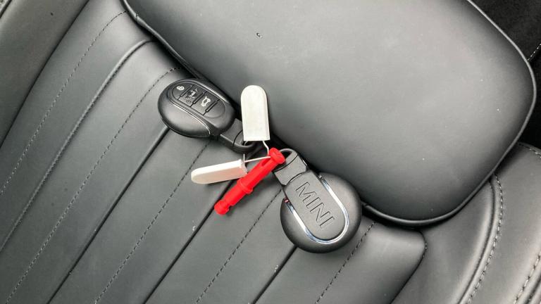 2023 MINI Cooper 2.0 S Exclusive 5dr Auto Petrol Hatchback Hatchback Petrol Automatic