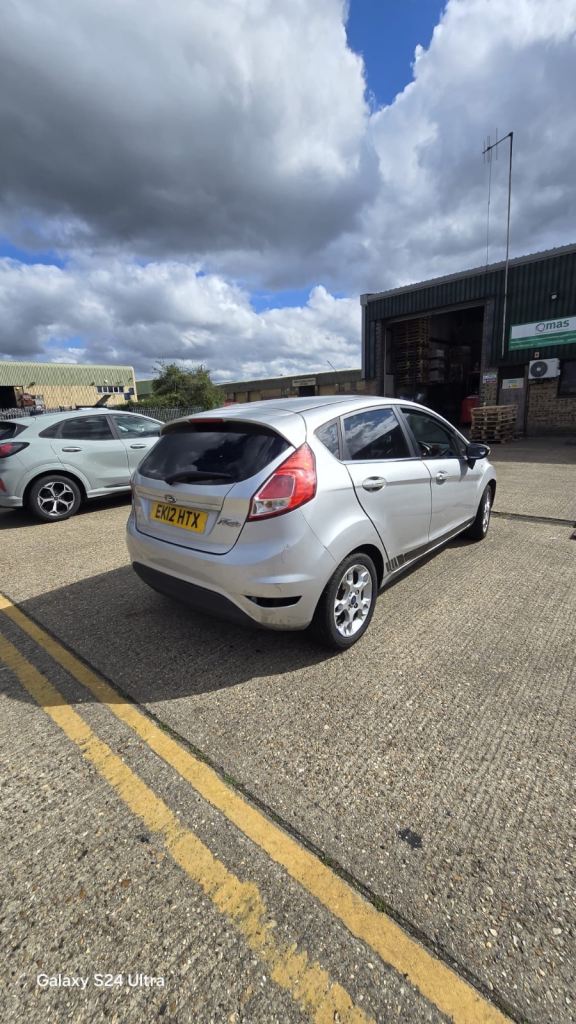 Ford, FIESTA, Hatchback, 2012, Manual, 1242 (cc), 5 doors