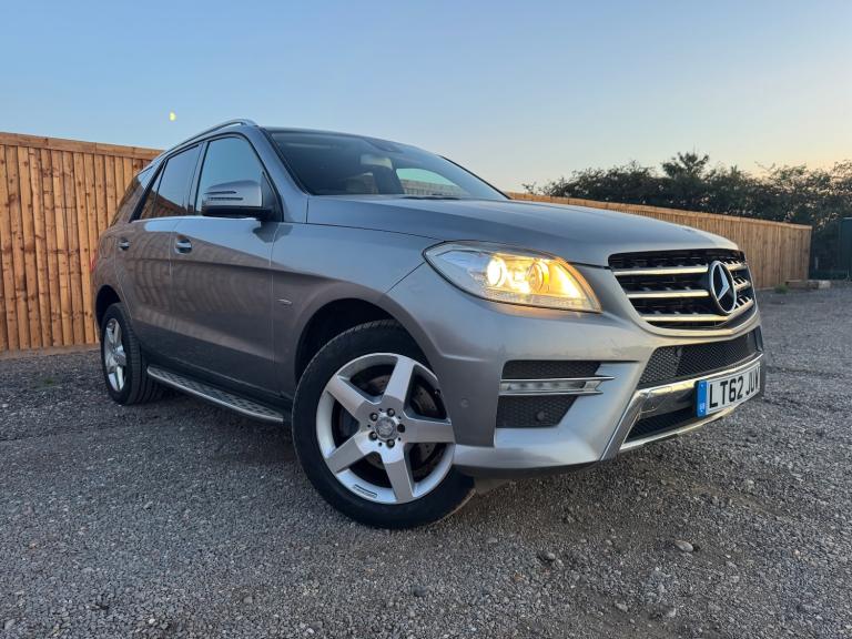 2012 Mercedes-Benz ML ML350 BLUETEC SPORT 5-Door Diesel