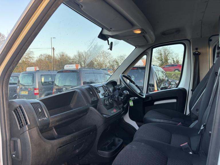 PEUGEOT BOXER 2.2 BlueHDi 335 Built for Business 2020