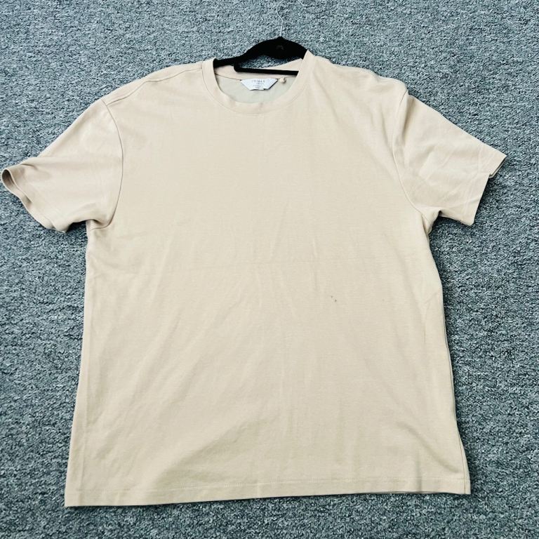 Men’s Round Neck T Shirt (Large)