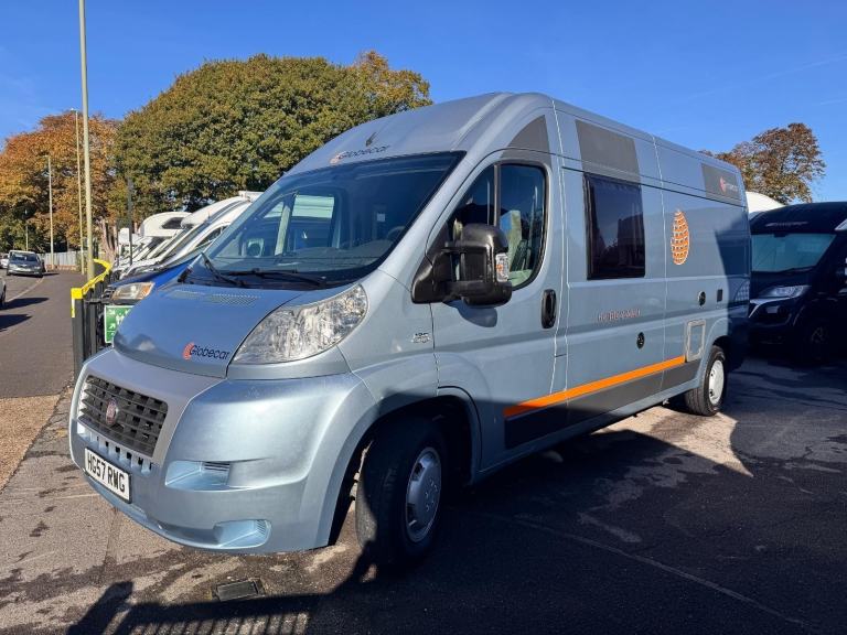 Globecar Globescout 2 berth 4 belts LHD DIESEL MANUAL 2007/57
