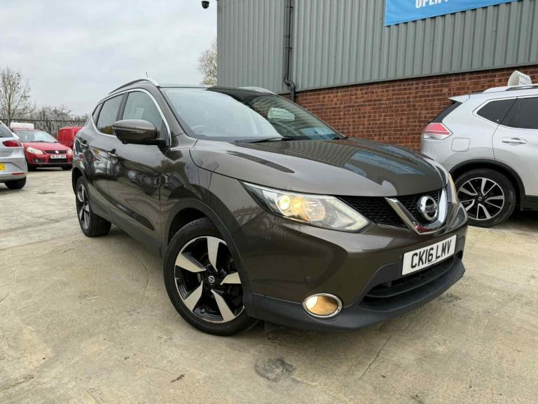 2016 Nissan Qashqai 1.5 dCi N-Connecta 5dr 3 MONTHS WARRANTY, SPARE KEY, 1 OWNER FROM NEW HATCHBA...