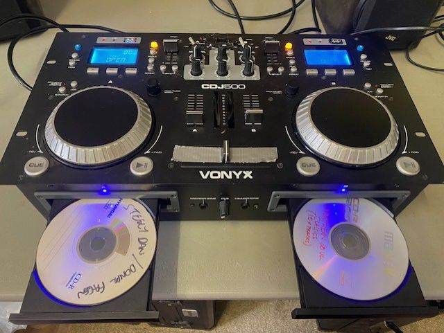 Vonyx CDJ500 Dual CD/USB/BLUETOOTH - DJ CD Mixer COMBI UNIT BUILT IN AMP -  £250