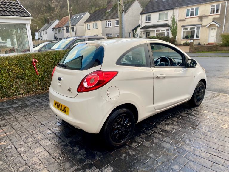 FORD KA BRAND NEW MOT NO ADVISORIES 86k MILES CLEAN CAR CHRISTMAS PRESENT