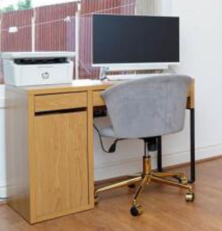 image for Mirrors, boxing gloves, Pc desk, pc chair, computer Dell , key pad and mouse 