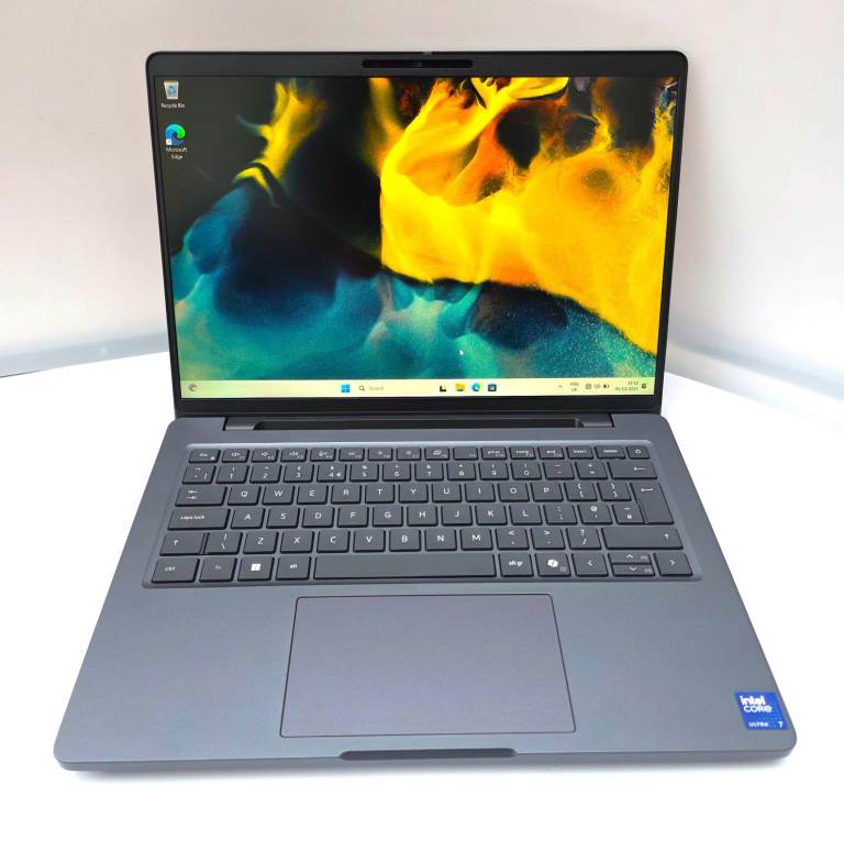Dell Pro Max 14 TOUCH Nvidia RTX PRO 500 Ultra 7 255H 32GB DDR5 2TB SSD Laptop Workstation Gaming