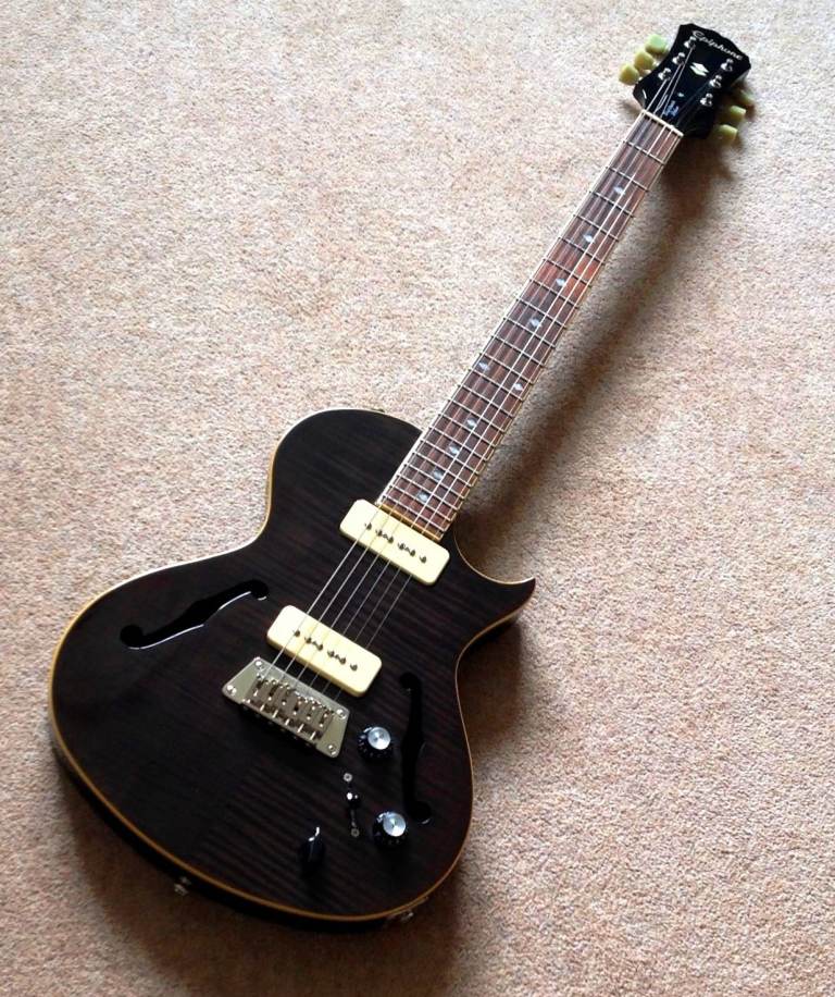 Epiphone Blueshawk Deluxe electric guitar NEAR MINT *PRICE DROP 