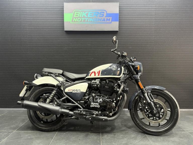 image for ROYAL ENFIELD SHOTGUN 650 2024 **ONLY 550 MILES**