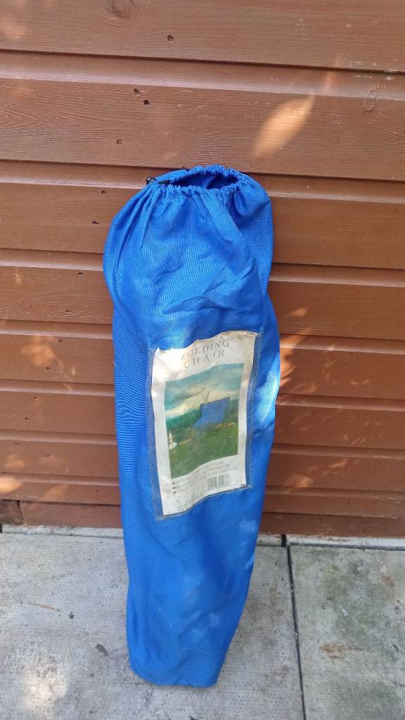 Folding chair as new £10
