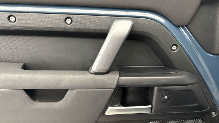 2021 Land Rover Defender 110 2.0 P400e 15.4kWh X-Dynamic S SUV 5dr Petrol Plug-in Hybrid Auto 4WD...