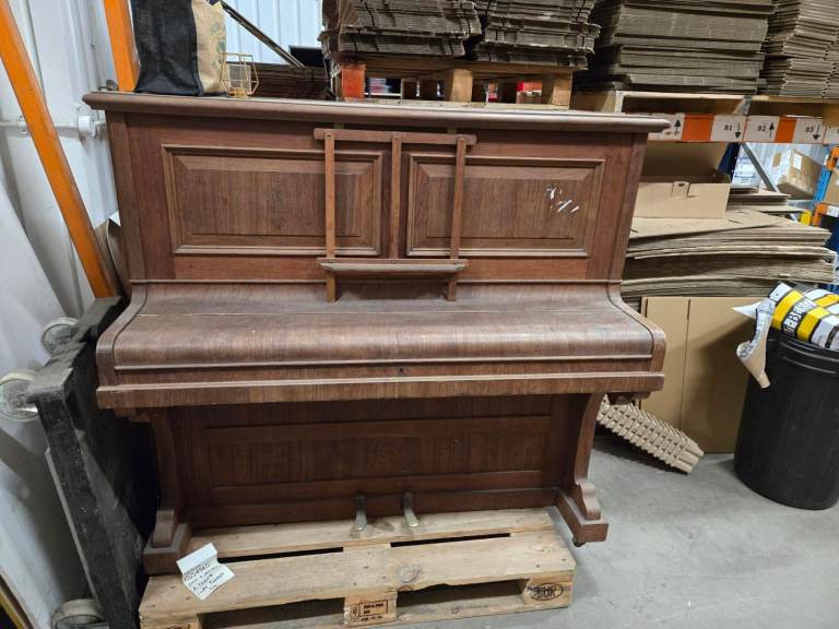 Chappell, Piano - Free. In need of some TLC