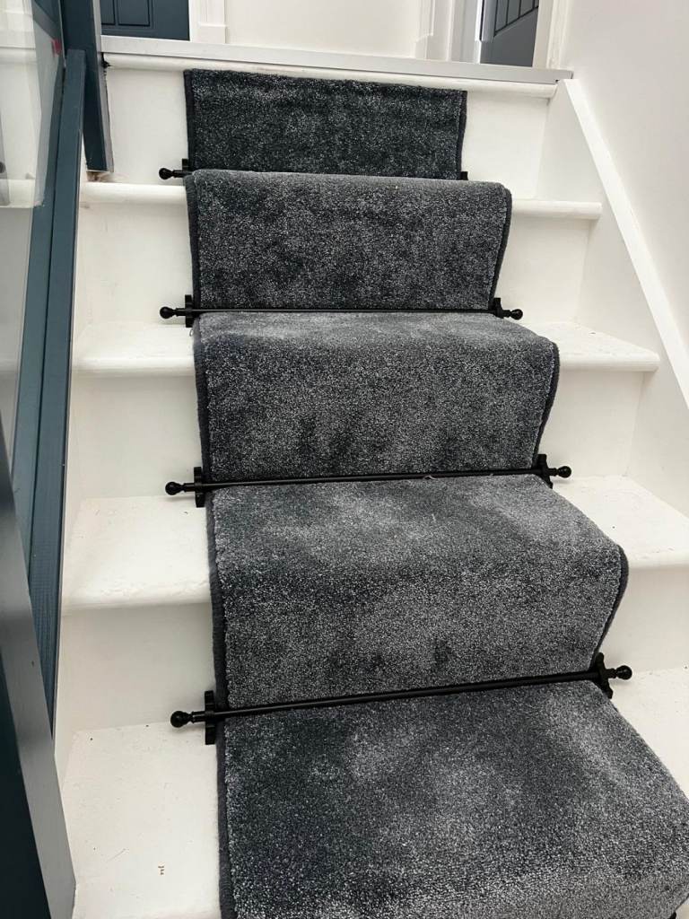 MT Carpets and Laminate flooring Supplier and fitting 