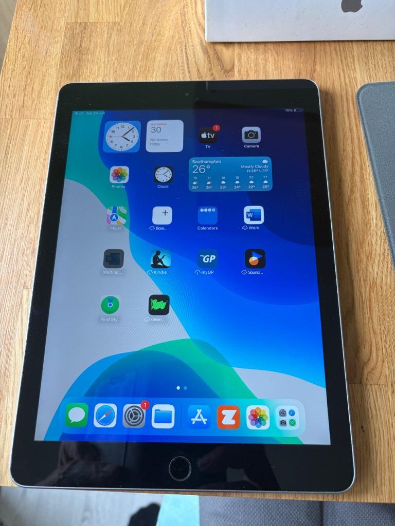 iPad 9.7”tablet 6th generation 