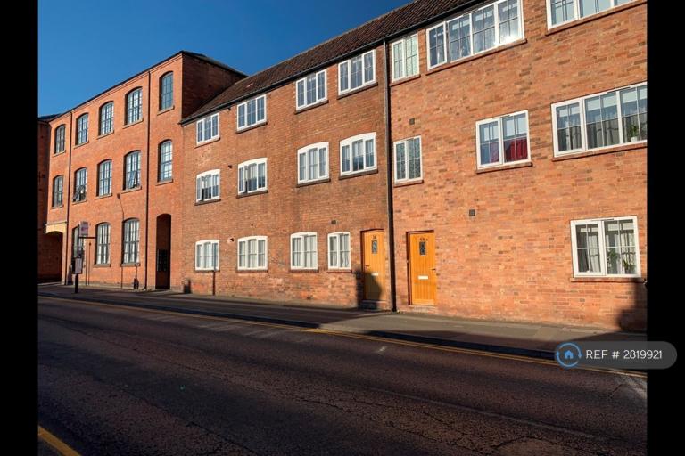 2 bedroom flat in Carlton Mill, Carlton, Nottingham, NG4 (2 bed) (#2819921)