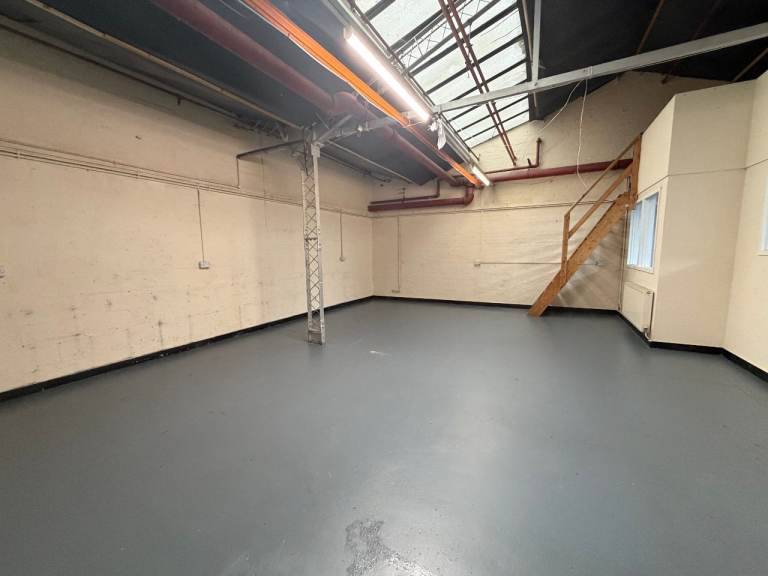STORAGE AND WORKSHOPS AVAILABLE IN TONBRIDGE, ROMFORD