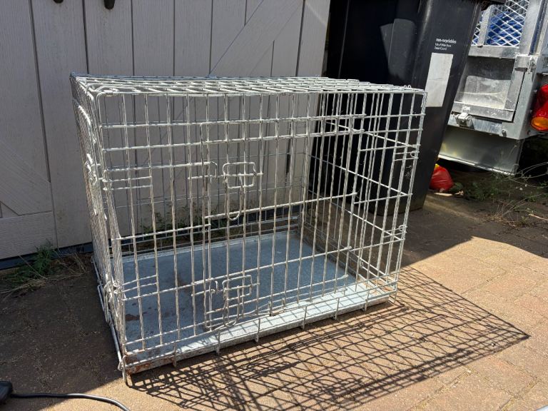 Dog crate