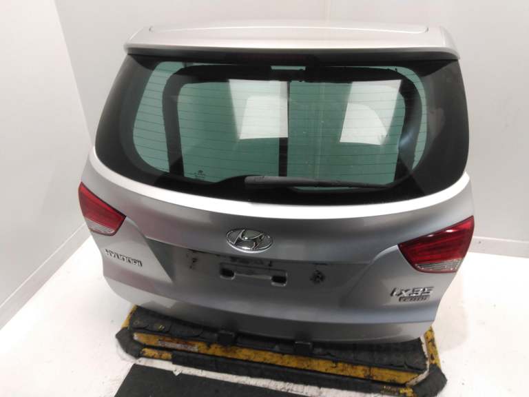 Hyundai Ix35 Boot Lid Tailgate 2010-2011 5 Door Estate Machine Silver [9s]