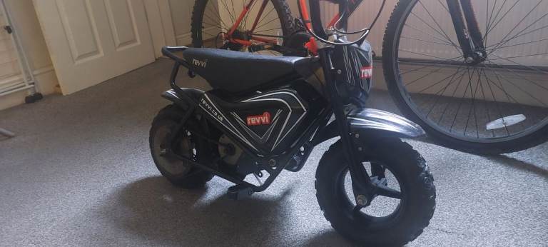 Revvi kids 250w motorbike 