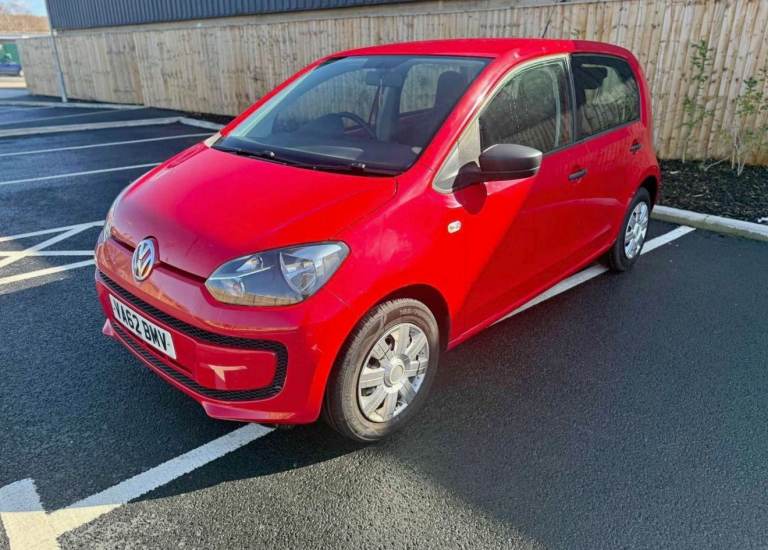 Volkswagen, UP, Hatchback, 2013, Manual, 999 (cc), 5 doors