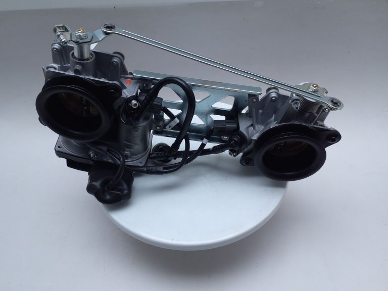 Ducati Hypermotard Throttle Body Airbox Injector 2021 28240932a 483 Miles