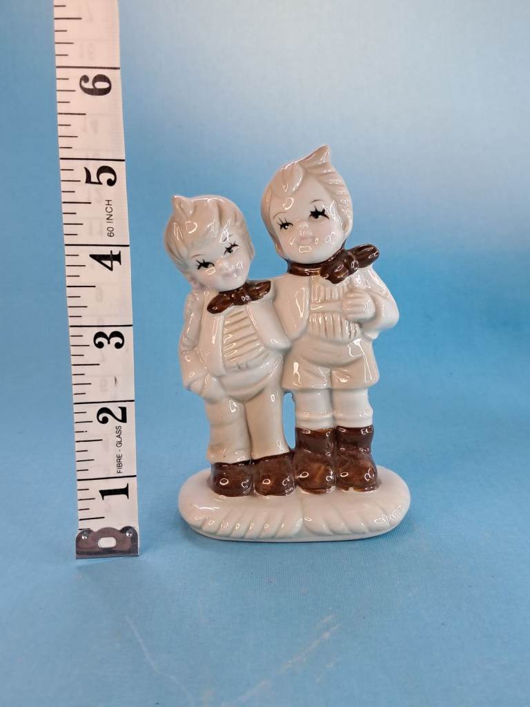 Vintage porcelain figurine,home decoration.  Good condition. 