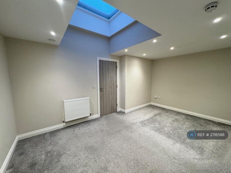 1 bedroom flat in London Street, Southport, PR9 (1 bed) (#2716588)