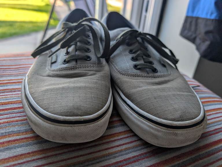 Vans Off the Wall Size 11 Mens Shoes 