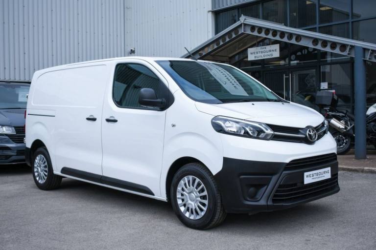 2020 70 TOYOTA PROACE 2.0D ICON MEDIUM PANEL VAN 6DR DIESEL MANUAL MWB EURO 6 (S