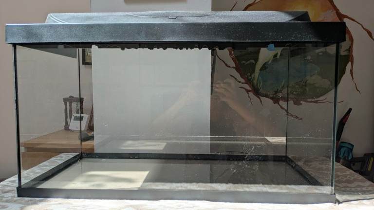 Fish tank/small animal tank