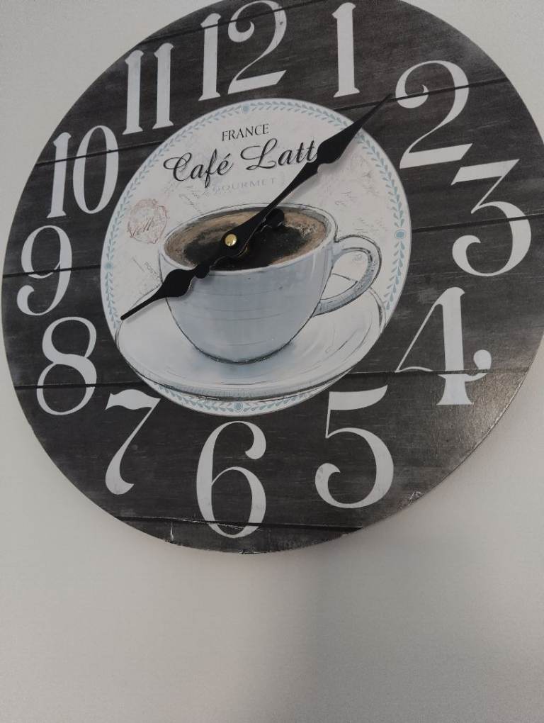Wall clock 