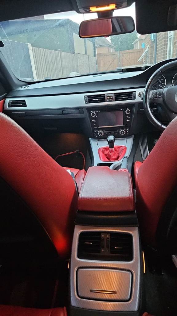 2008 bmw 320d full apple headunit with sat nav 