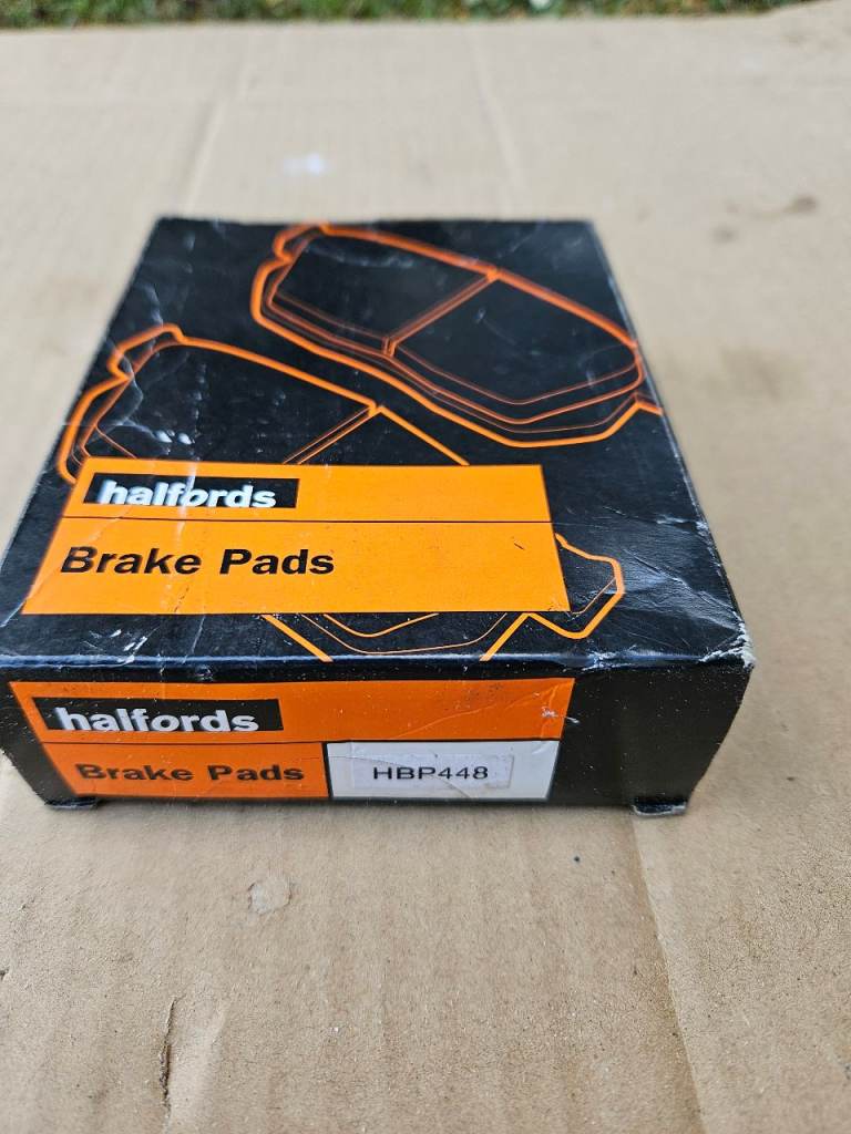 Rear Brake Pads Audi A3, A4, Ford Galaxy Mk1.Halfords HBP448