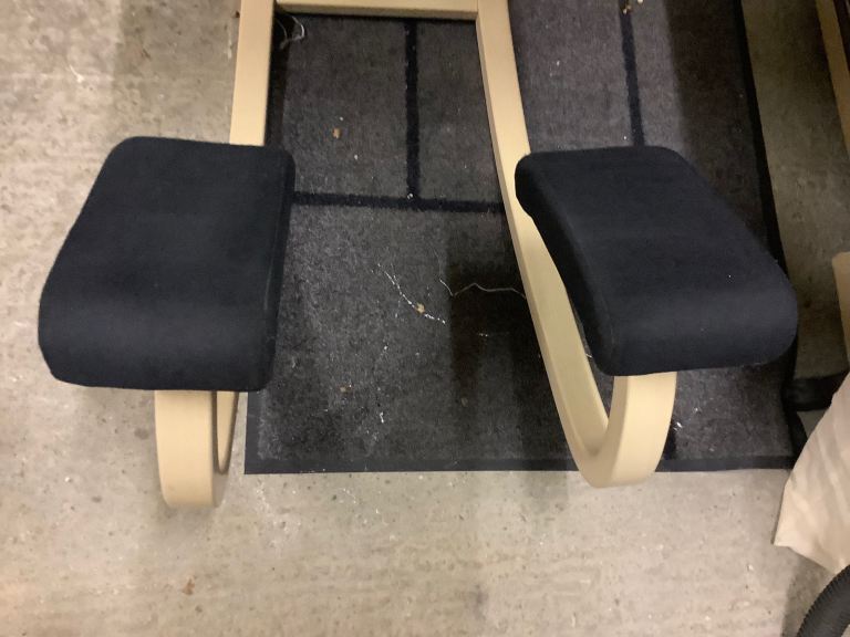 Ergonomic chair for back ache 