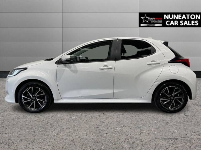 2022 Toyota Yaris 1.5 VVT-h Design Hatchback 5dr Petrol Hybrid E-CVT Euro 6 (s/s) (116 ps) Hatchb...
