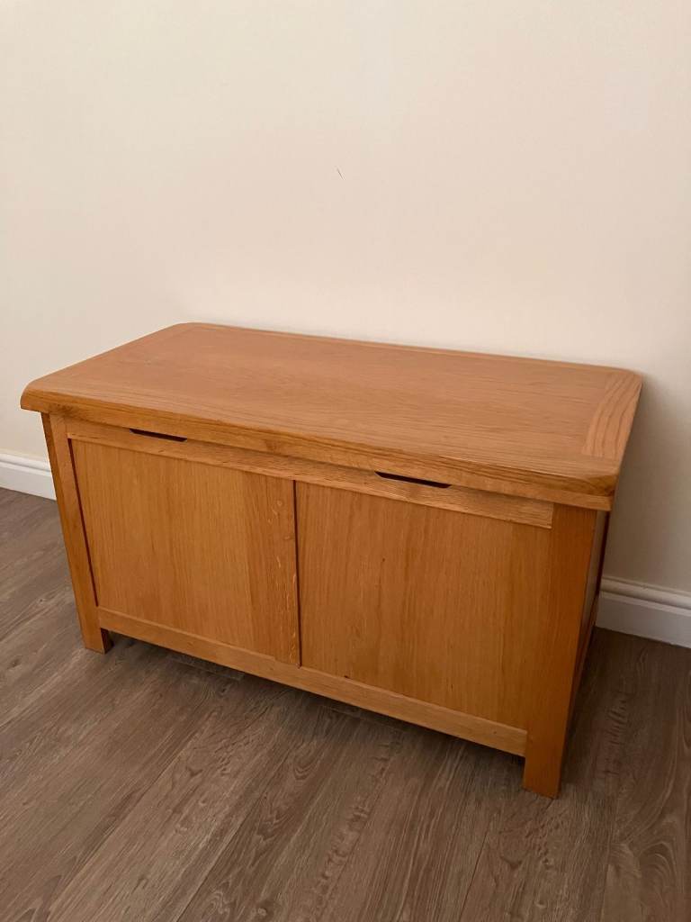 [Storage box]: Oak Storage Blanket Toys Box