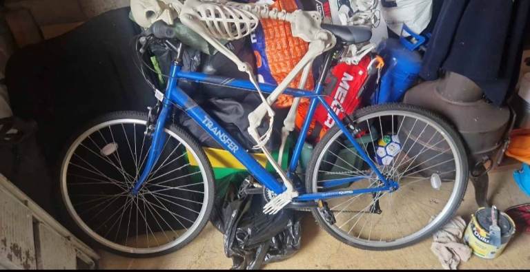 Apollo mountain bike