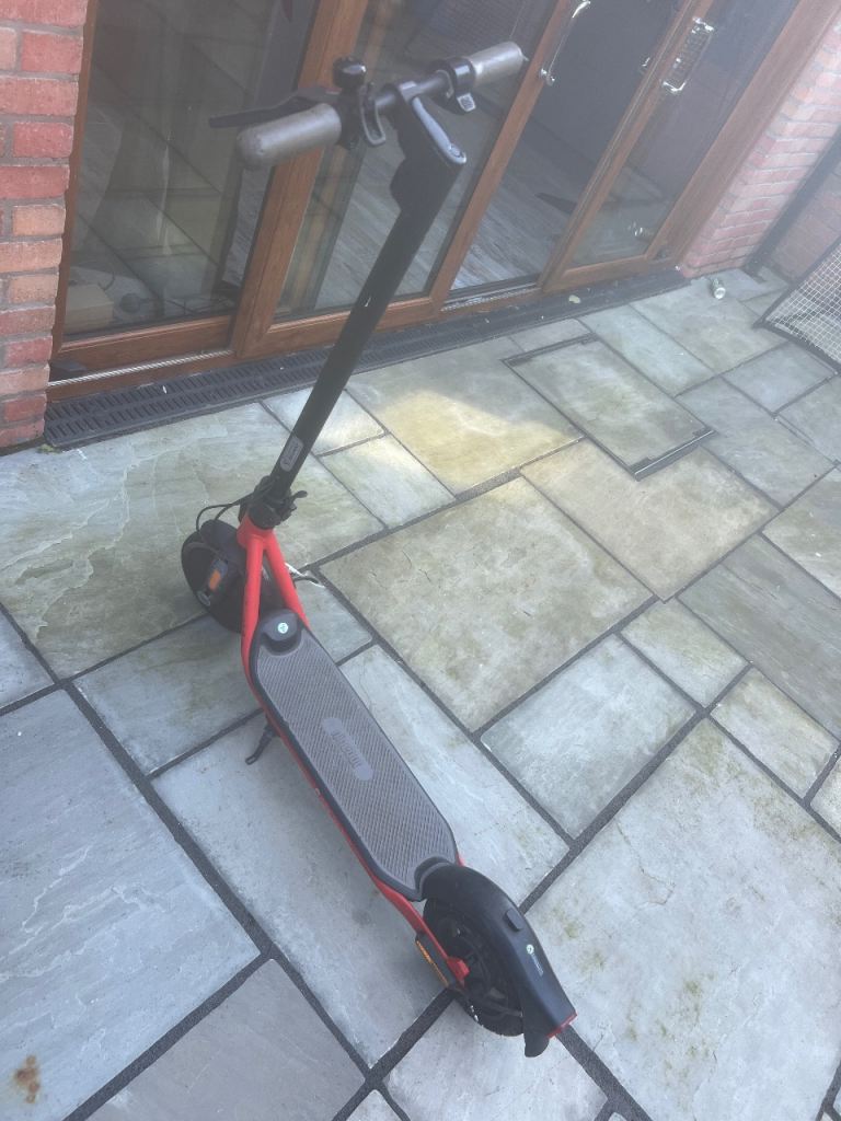 Electric scooter