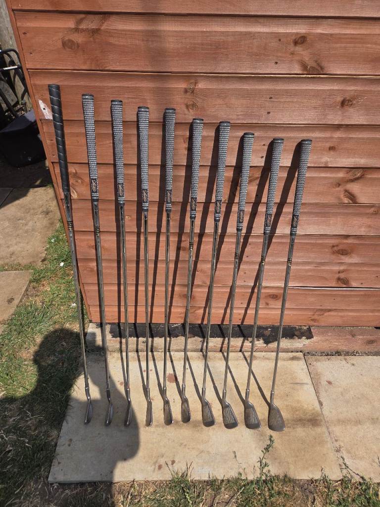 Mizuno Astron FWD Left-Handed Irons Set – Good Condition