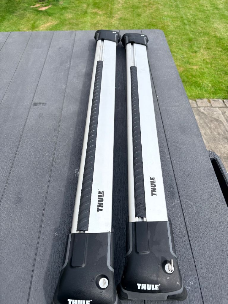 Thule edge roof bars for Skoda Octavia estate