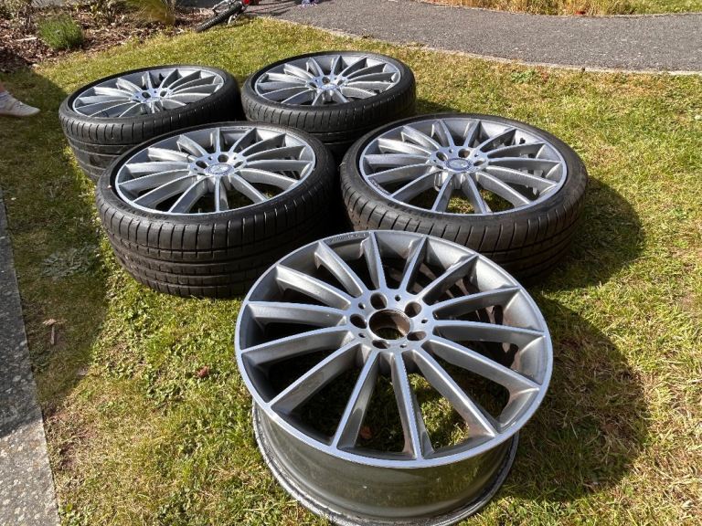 Mercedes Benz AMG 20” Turbine wheels and tyres