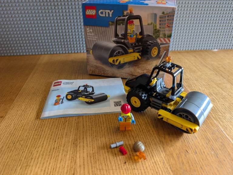 LEGO CITY: Construction Steamroller 60401 Complete.